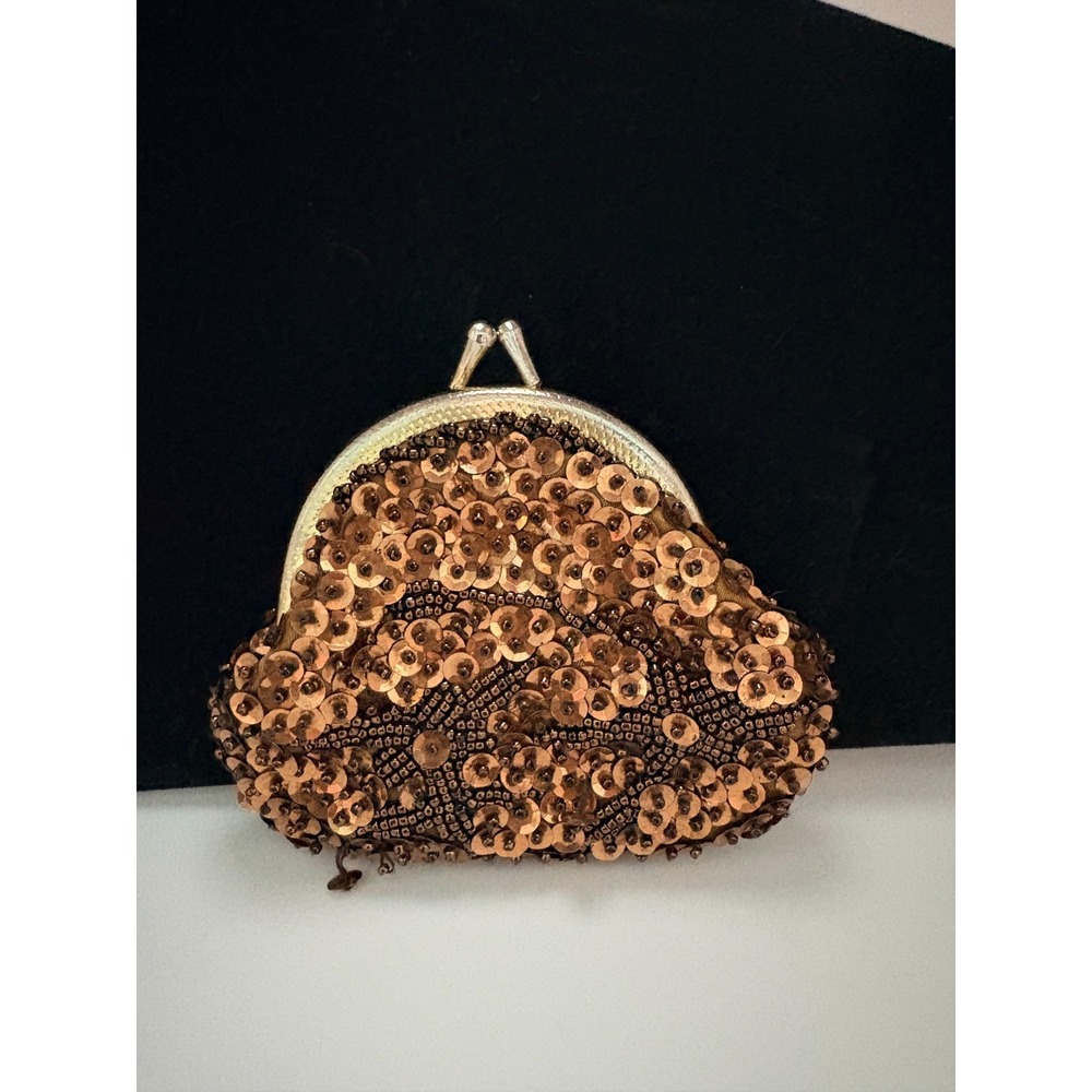 Vintage Art Nouveau Gold Sequin and Beaded Coin Purse with‎ Metal Frame
